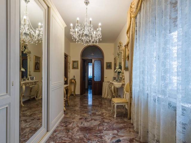 Appartamento in vendita a Marche, Macerata
