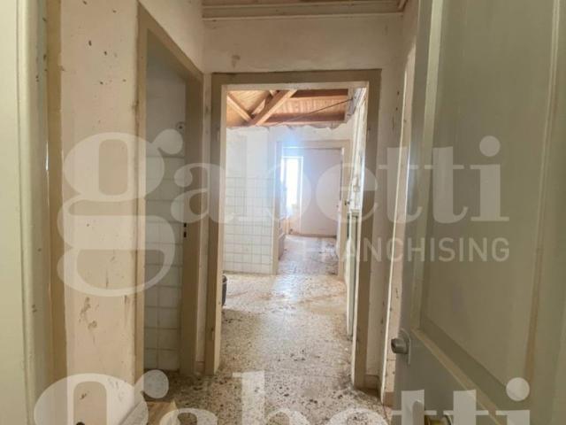Appartamento in vendita a Centro storico, Marche