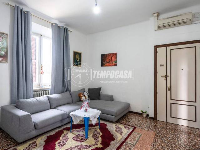 Appartamento in vendita a Rione Marche, Marche