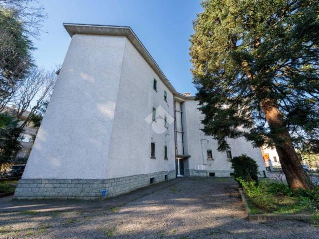 Appartamento in vendita a Macherio, Lombardia