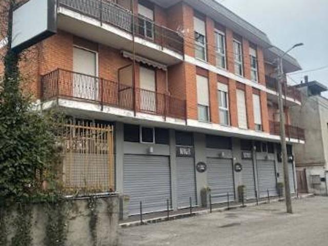 Appartamento in vendita a Macherio, Lombardia