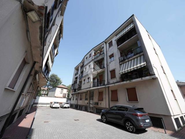 Appartamento in vendita a Macherio, Lombardia