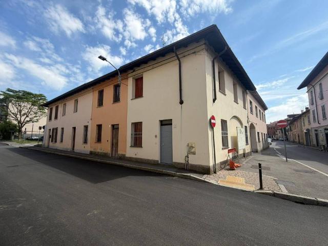 Appartamento in vendita a Macherio, Lombardia