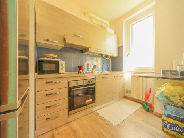 Appartamento in vendita a Macherio, Lombardia