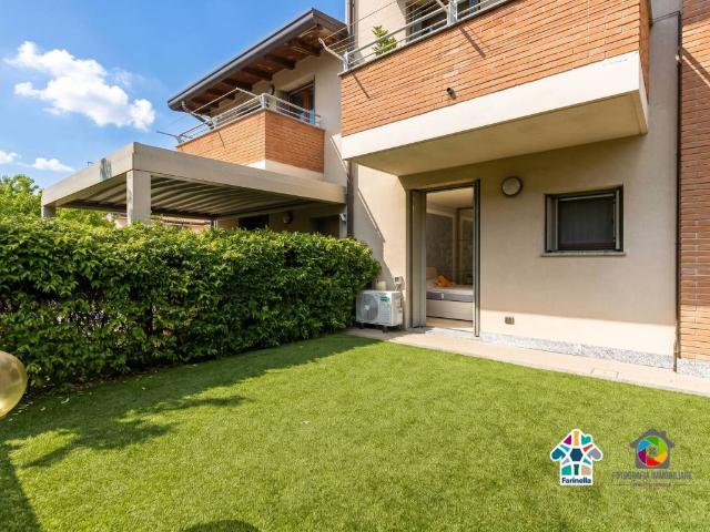 Appartamento in vendita a Macherio, Lombardia