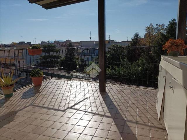 Appartamento in vendita a Maddaloni, Campania