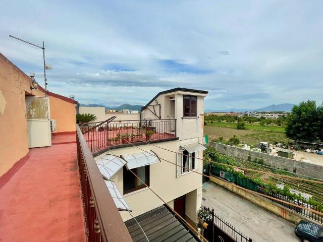 Appartamento in vendita a Maddaloni, Campania