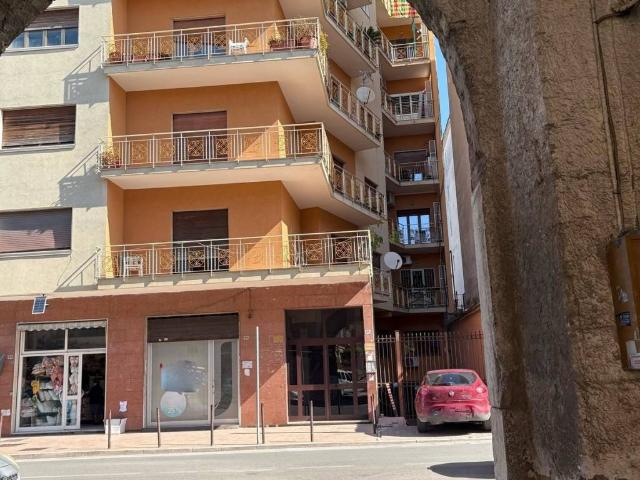 Appartamento in vendita a Maddaloni, Campania