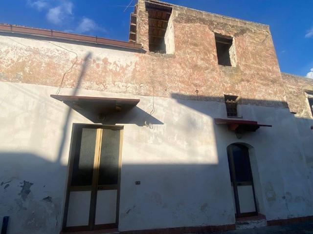 Appartamento in vendita a Maddaloni, Campania