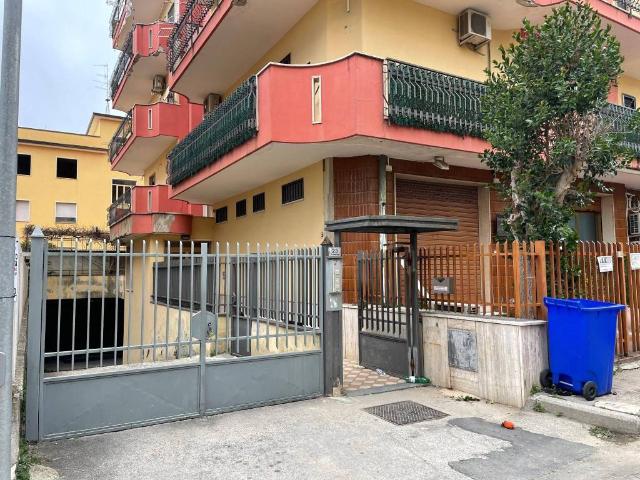 Appartamento in vendita a Maddaloni, Campania