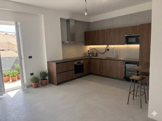 Appartamento in vendita a Maddaloni, Campania