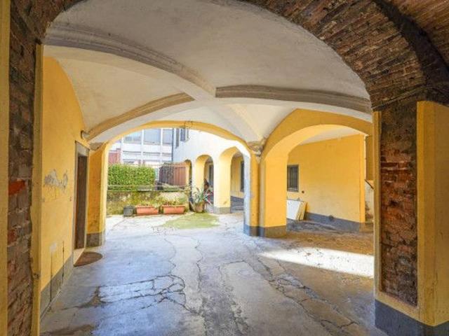 Appartamento in vendita a Madone, Lombardia