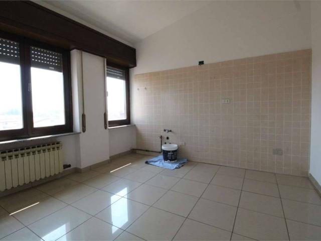 Appartamento in vendita a Madone, Lombardia