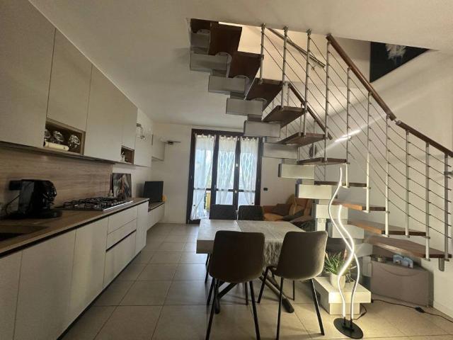 Appartamento in vendita a Madone, Bergamo