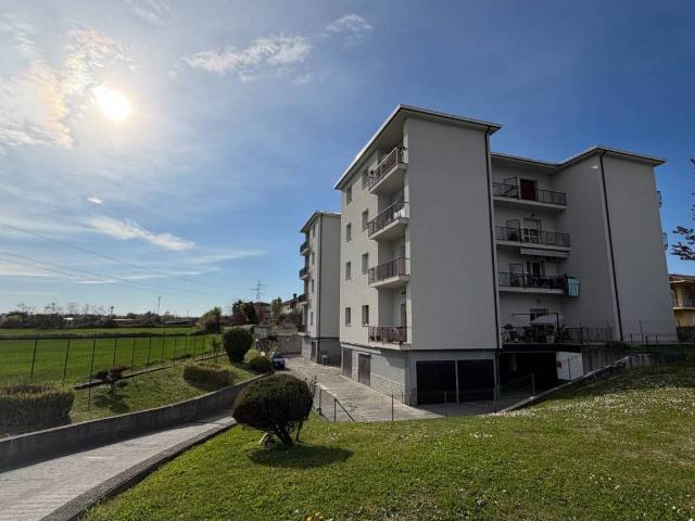 Appartamento in vendita a Madone, Lombardia