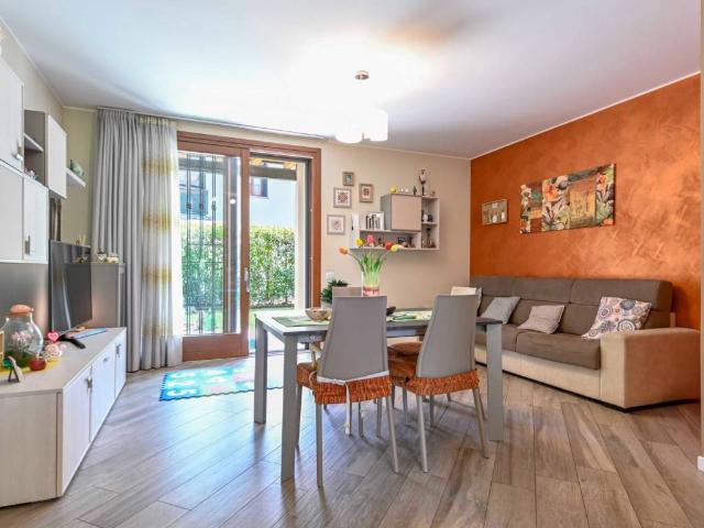 Appartamento in vendita a Madone, Lombardia