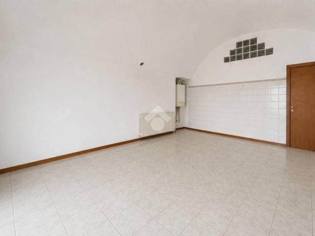 Appartamento in vendita a Madone, Lombardia