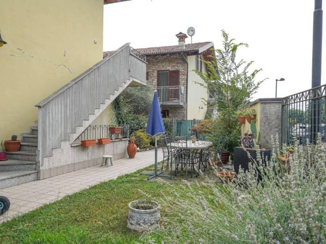 Appartamento in vendita a Madone, Bergamo
