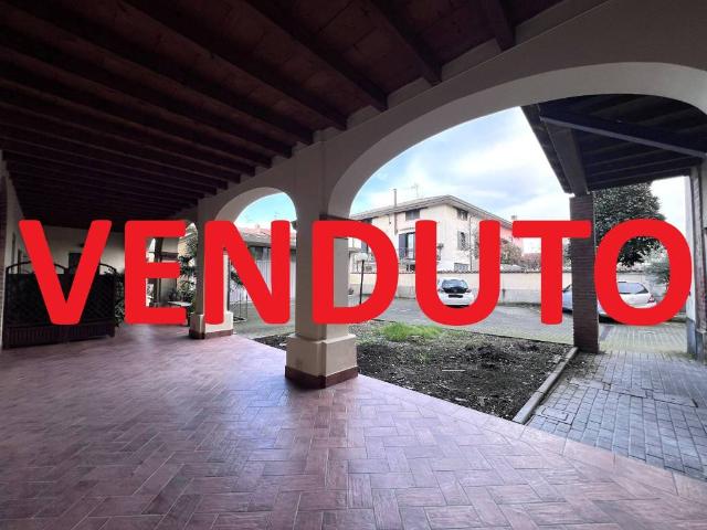 Appartamento in vendita a Madone, Lombardia