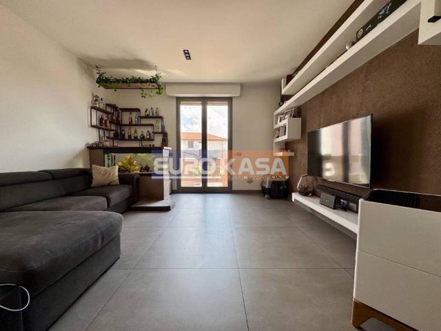 Appartamento in vendita a Madone, Lombardia