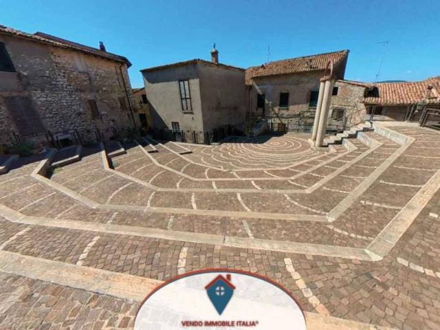 Appartamento in vendita a Maenza, Lazio