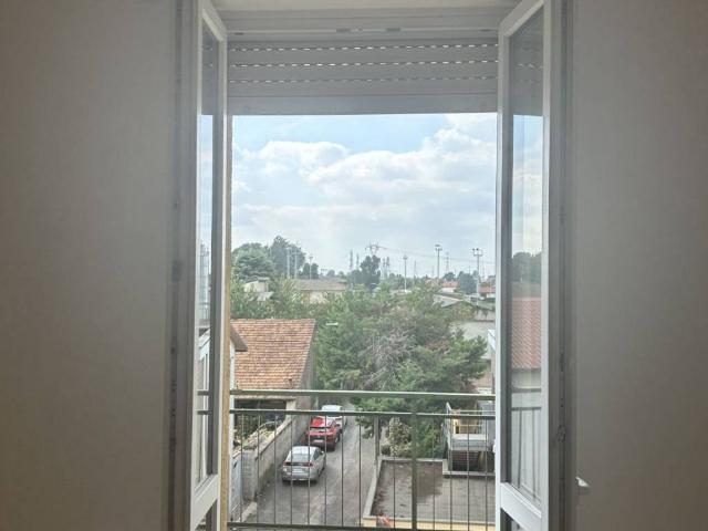 Appartamento in vendita a Magenta, Milano
