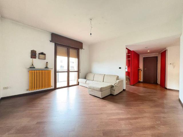 Appartamento in vendita a Magenta, Lombardia