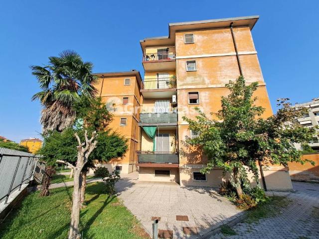 Appartamento in vendita a Magenta, Milano