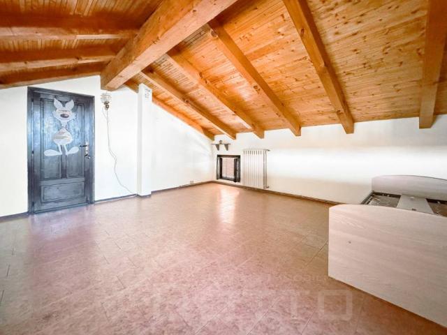 Appartamento in vendita a Piemonte, Novara
