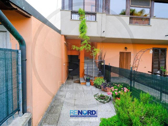 Appartamento in vendita a Magherno, Lombardia