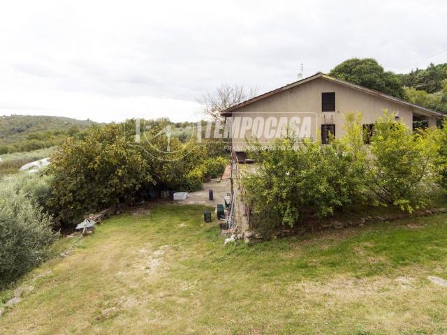 Appartamento in vendita a Cenerente, Umbria
