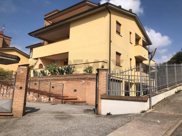 Appartamento in vendita a Magione, Umbria