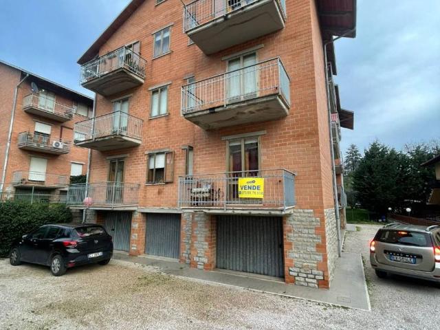 Appartamento in vendita a Passignano Sul Trasimeno, Umbria