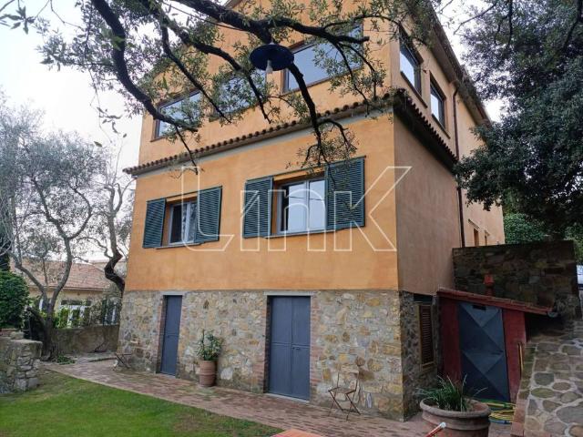 Appartamento in vendita a Magliano In Toscana, Toscana