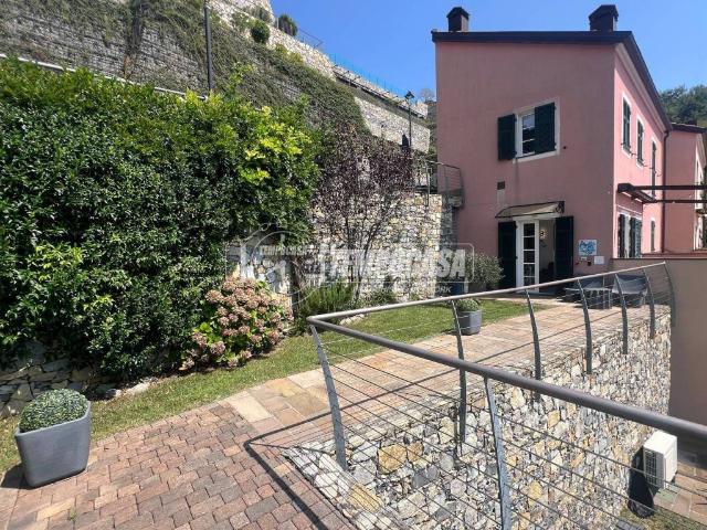 Appartamento in vendita a Magliolo, Liguria