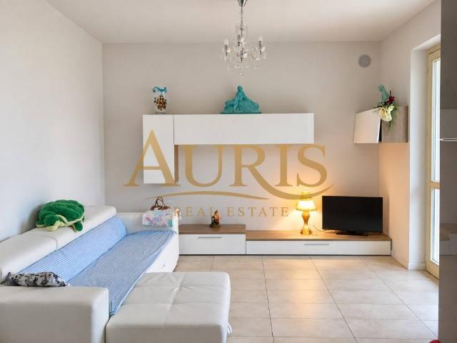 Appartamento in vendita a Magliolo, Liguria