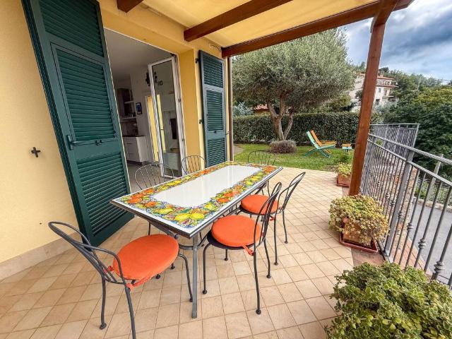 Appartamento in vendita a Magliolo, Liguria