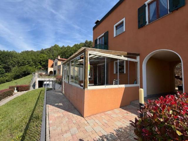 Appartamento in vendita a Magliolo, Liguria