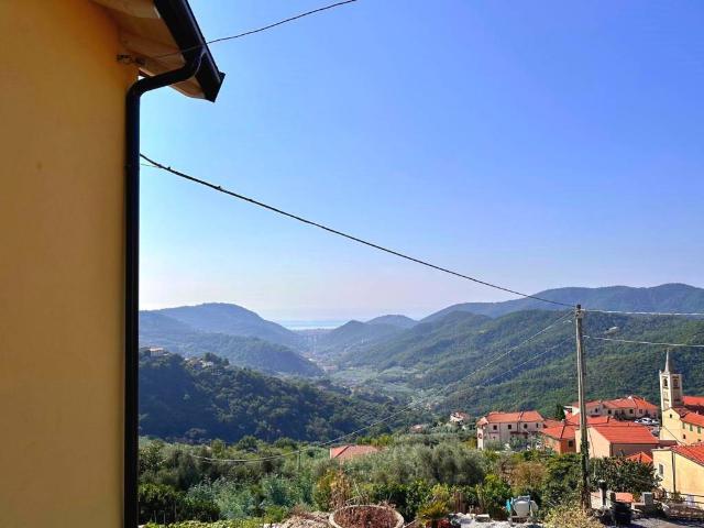 Appartamento in vendita a Magliolo, Liguria