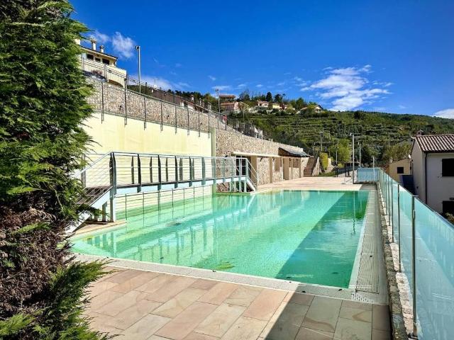 Appartamento in vendita a Magliolo, Liguria