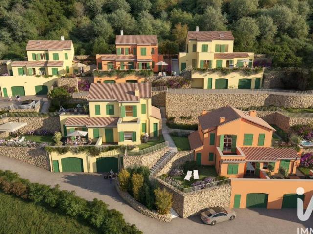 Appartamento in vendita a Magliolo, Liguria