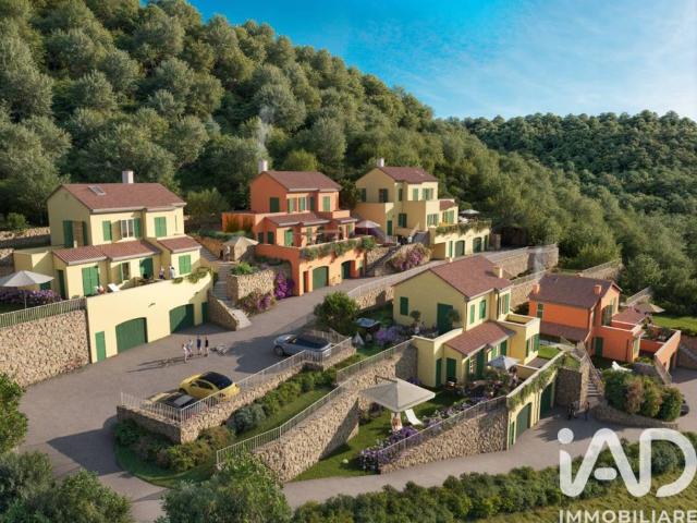 Appartamento in vendita a Magliolo, Liguria