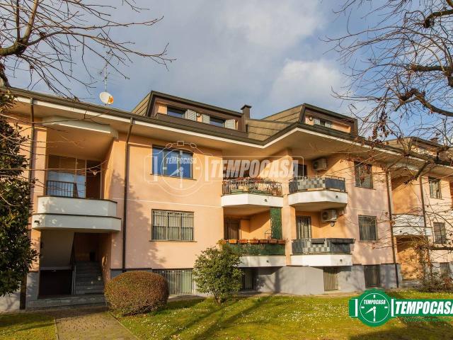 Appartamento in vendita a Magnago, Lombardia