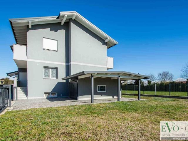 Appartamento in vendita a Magnago, Lombardia