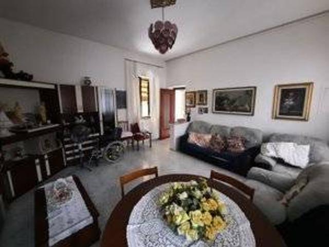 Appartamento in vendita a Magnago, Lombardia