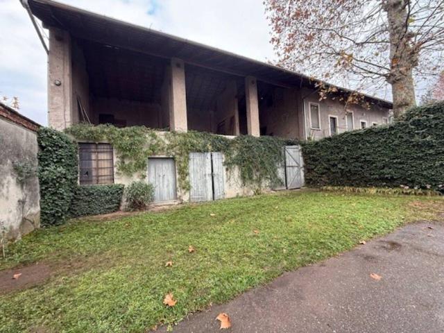 Appartamento in vendita a Magnago, Lombardia