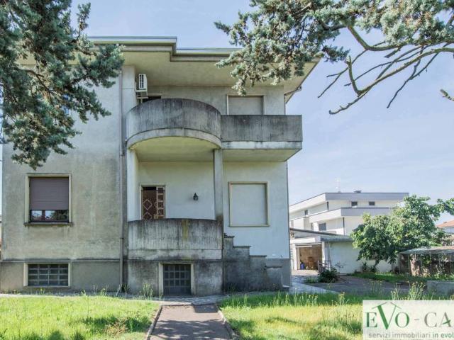 Appartamento in vendita a Magnago, Lombardia