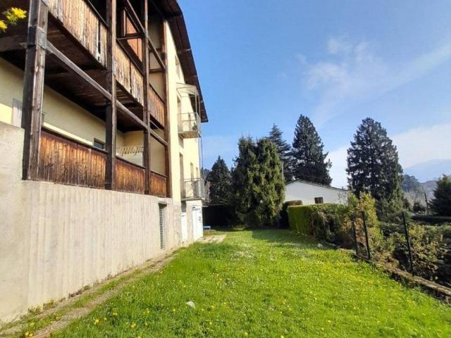 Appartamento in vendita a Magreglio, Lombardia