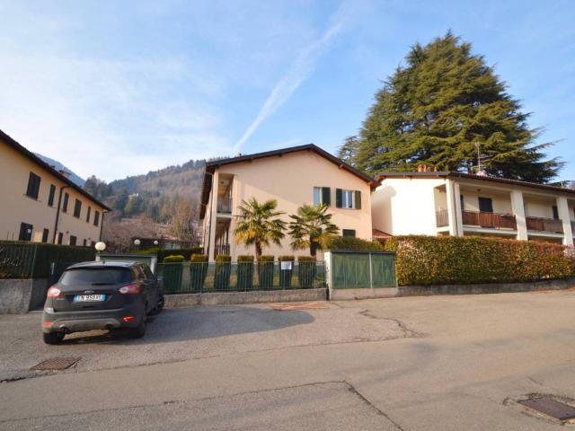 Appartamento in vendita a Magreglio, Lombardia