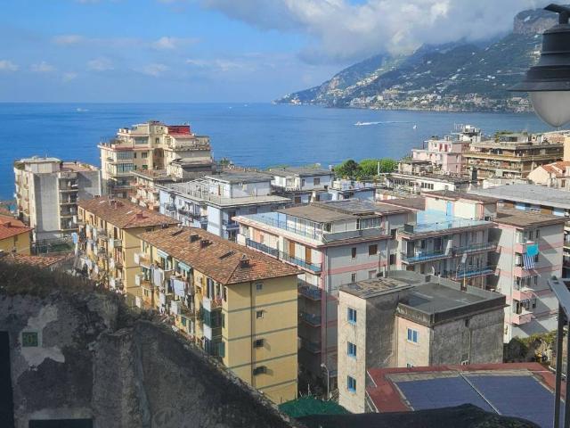 Appartamento in vendita a Maiori, Campania